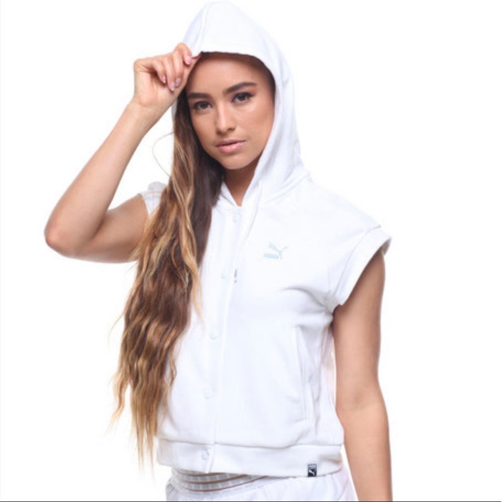 Women’s L puma classics SL logo T7 hoodie